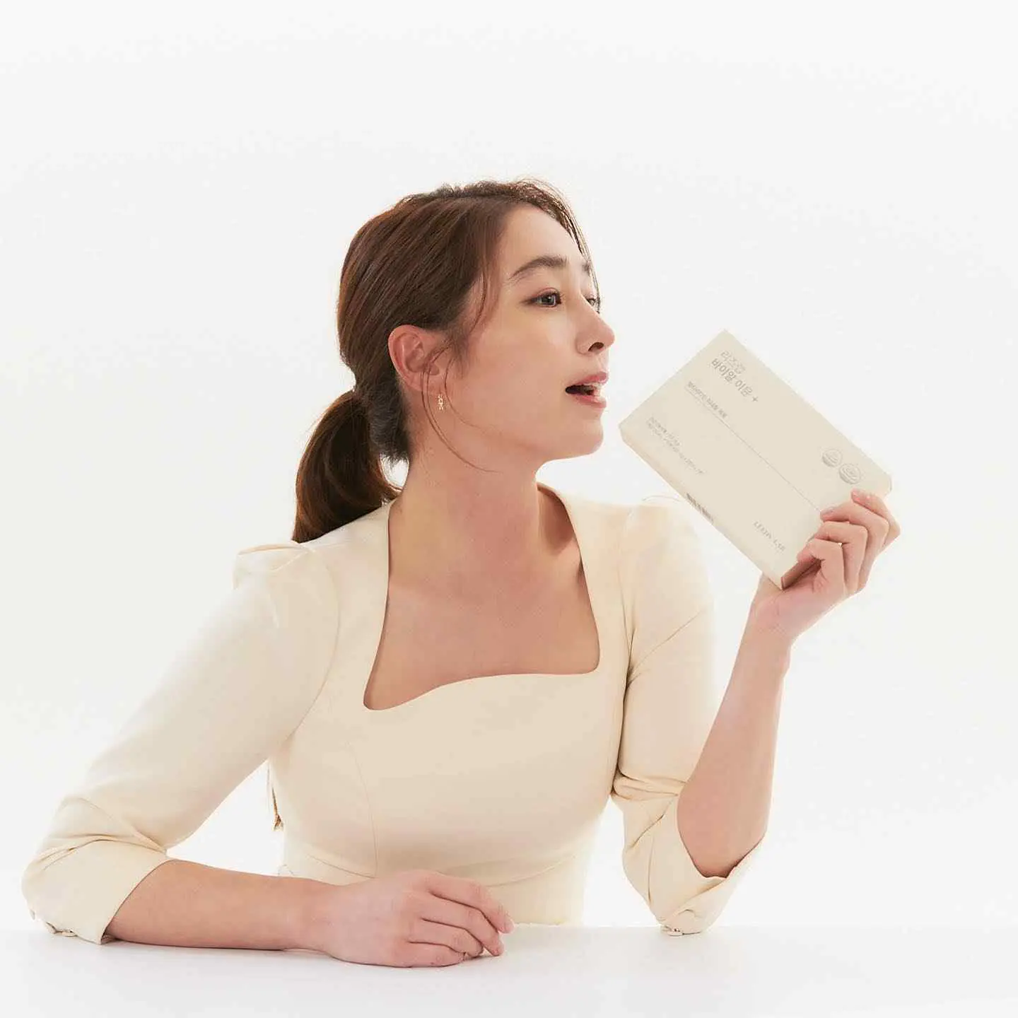 Lee Min Jung - lee-min-jung-hot-17.webp